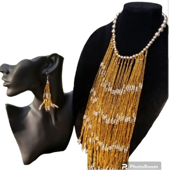 VINTAGE GOLDEN & SILVERTONE SEED BEAD FRINGE STATEMENT NECKLACE & EARRINGS SET - Picture 1 of 4